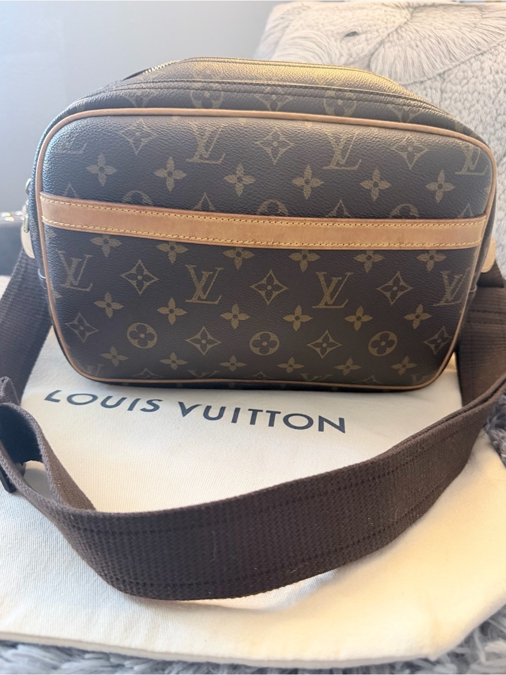 Louis Vuitton vintage Brown Monogram Canvas Reporter Bag with Vachetta Trim